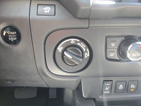New 2026 Nissan Frontier SV AWD/4WD image 23