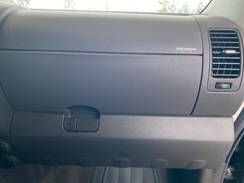 Used 2009 Nissan Pathfinder S RWD image 25