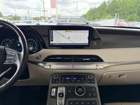 Used 2020 Hyundai Palisade Limited FWD image 16