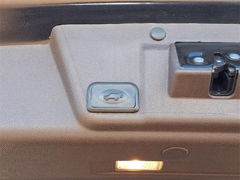 Used 2014 Buick Enclave Leather w/ Trailering Provision Package image 28