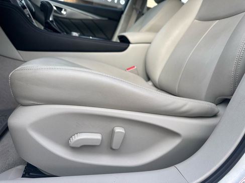 Used 2015 INFINITI Q50 2.0t w/ Moonroof Package image 27