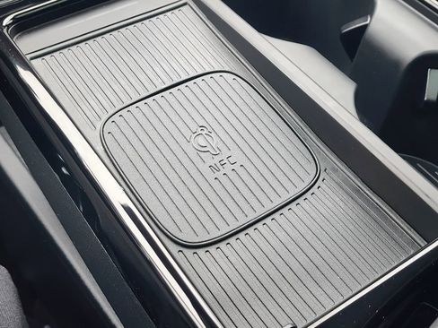 Used 2025 Hyundai Tucson Limited image 32