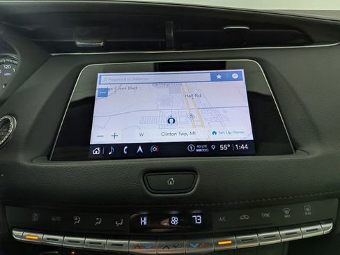 Certified 2023 Cadillac XT4 Sport AWD/4WD image 6
