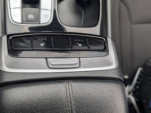 Certified 2024 Hyundai Tucson SEL FWD image 33