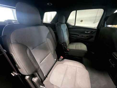 Used 2023 Chevrolet Traverse LT w/ Midnight/Sport Edition AWD/4WD image 16