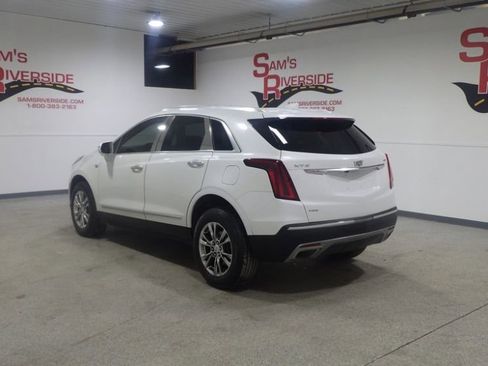 Used 2020 Cadillac XT5 Premium Luxury image 2