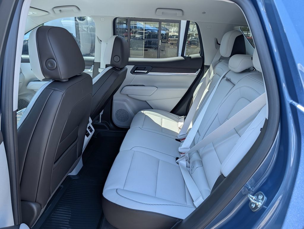 New 2027 GMC Terrain Denali w/ LPO, Floor Liner Package AWD/4WD image 24