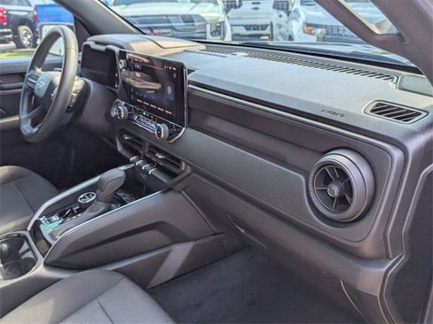 Certified 2023 Chevrolet Colorado Trail Boss w/ Technology Package image 17