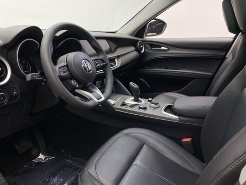 Used 2020 Alfa Romeo Stelvio Ti AWD/4WD image 10
