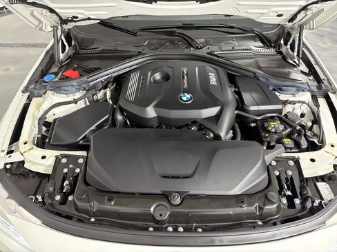 Used 2018 BMW 330i xDrive Sedan w/ Convenience Package AWD/4WD image 27
