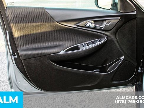 Used 2024 Chevrolet Malibu LT image 36