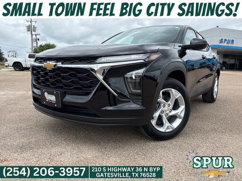 New 2026 Chevrolet Trax LS w/ LS Convenience Package FWD image 1