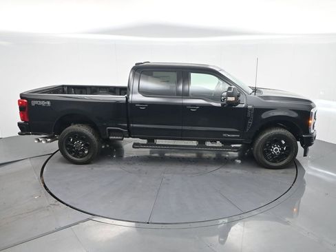 New 2026 Ford F350 Lariat w/ Black Appearance Package image 28