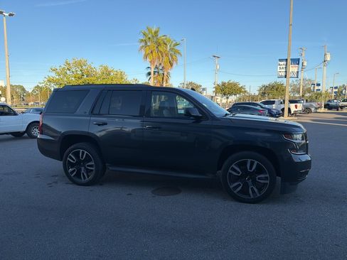 Used 2018 Chevrolet Tahoe LT w/ RST Edition image 4