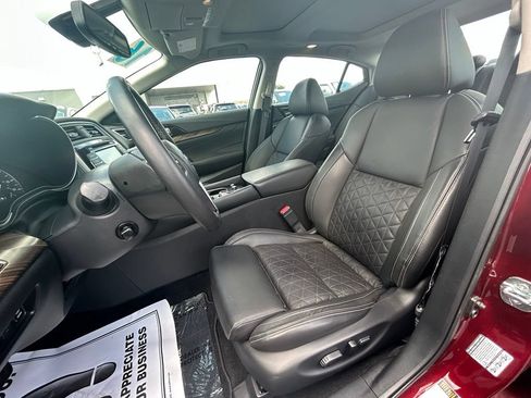 Used 2016 Nissan Maxima Platinum FWD image 16