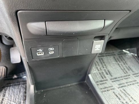 Used 2025 Honda Odyssey EX-L image 25