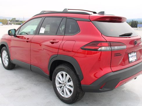 New 2026 Toyota Corolla Cross LE AWD/4WD image 5
