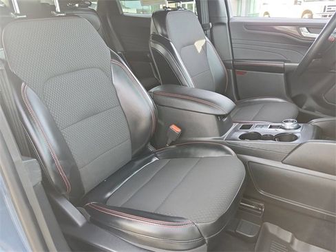 Certified 2024 Ford Escape ST-Line Select w/ Tech Pack #2 image 23