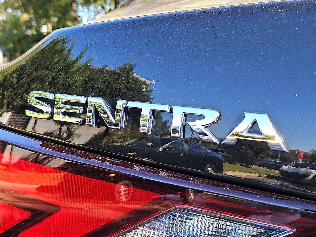Used 2024 Nissan Sentra S FWD image 31