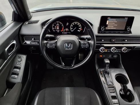 Used 2022 Honda Civic Sport image 13