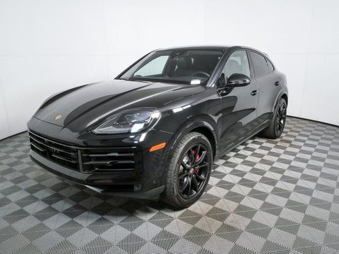 Certified 2026 Porsche Cayenne S AWD/4WD image 1