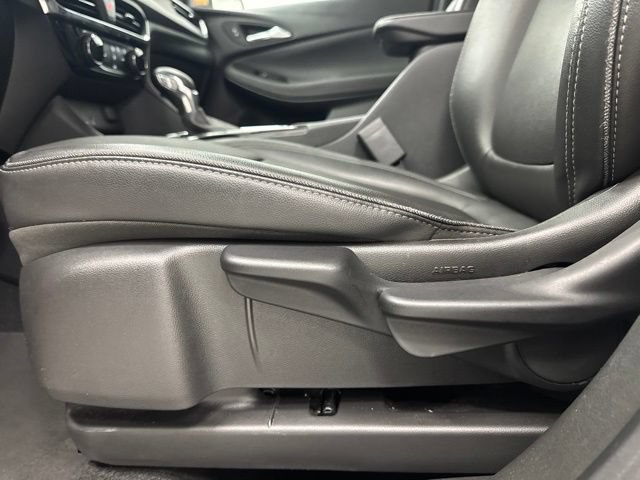 Used 2024 Buick Encore GX Sport Touring AWD/4WD image 10