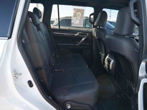 Used 2023 Lexus GX 460 Premium image 26