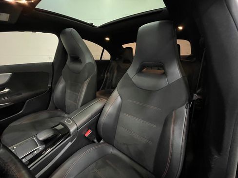 Used 2022 Mercedes-Benz CLA 250 4MATIC image 13