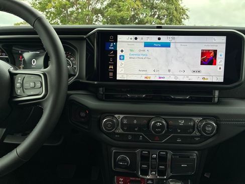 New 2025 Jeep Wrangler Rubicon image 17