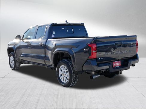 Certified 2025 Toyota Tacoma SR5 image 5