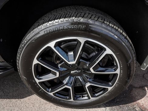 Used 2025 Chevrolet Tahoe RST w/ Comfort Package image 7