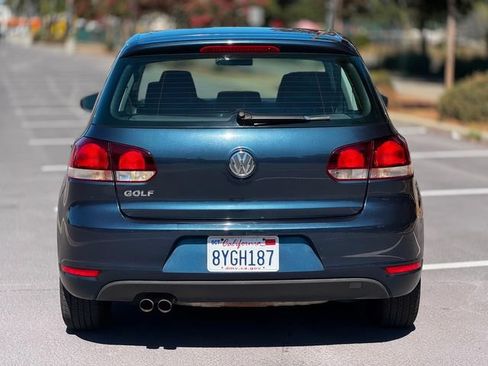 Used 2013 Volkswagen Golf 4-Door FWD image 8