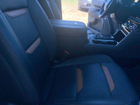 Used 2025 GMC Sierra 2500 AT4 w/ AT4 Premium Plus Package image 31