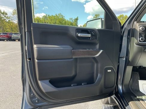 Used 2021 GMC Sierra 1500 Denali w/ Denali Premium Package image 12
