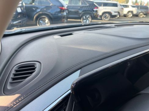 Used 2025 Buick Encore GX Preferred image 34