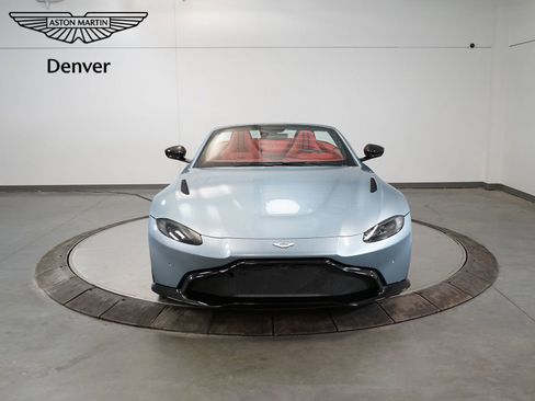 Used 2021 Aston Martin V8 Vantage Roadster image 8