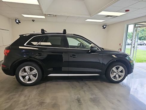 Used 2019 Audi Q5 2.0T Premium Plus AWD/4WD image 2