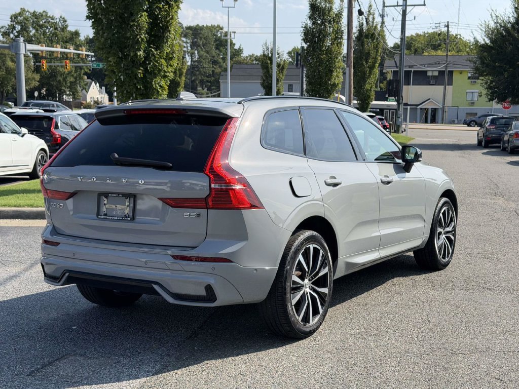 Used 2024 Volvo XC60 B5 Plus w/ Protection Package Premier AWD/4WD image 20