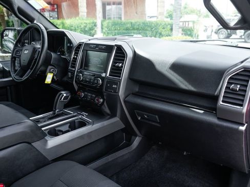 Used 2015 Ford F150 XLT RWD image 34