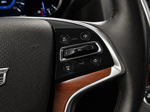 Used 2020 Cadillac Escalade ESV Luxury RWD image 36