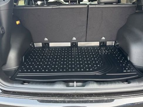 Used 2025 Jeep Compass Latitude w/ Convenience Group image 20