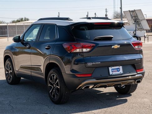 Used 2021 Chevrolet TrailBlazer ACTIV w/ Technology Package image 5