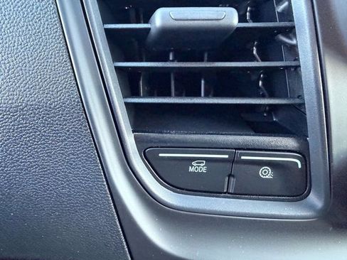 New 2025 Ford Transit 250 148 Medium Roof image 12