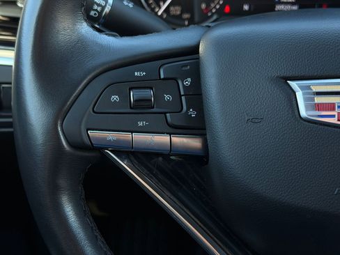 Certified 2023 Cadillac XT6 Premium Luxury image 16