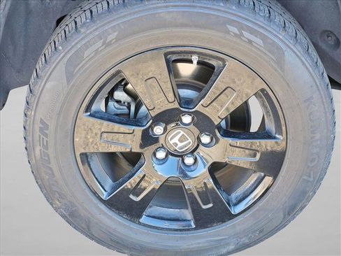 Used 2018 Honda Ridgeline Black Edition image 9