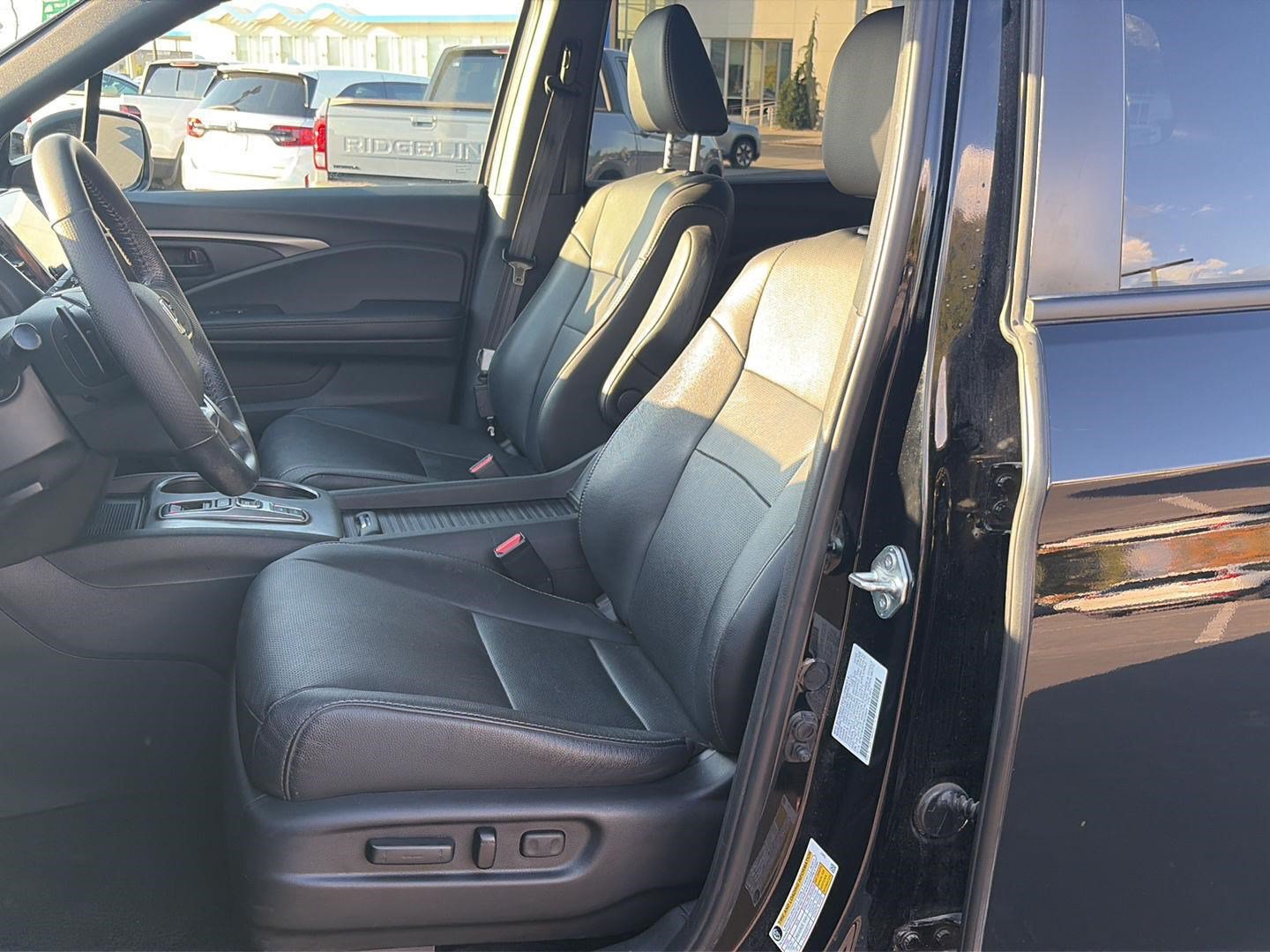 Certified 2023 Honda Passport EX-L image 19