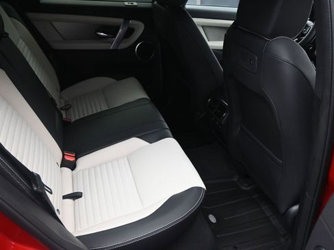 New 2026 Land Rover Discovery Sport Landmark AWD/4WD image 9