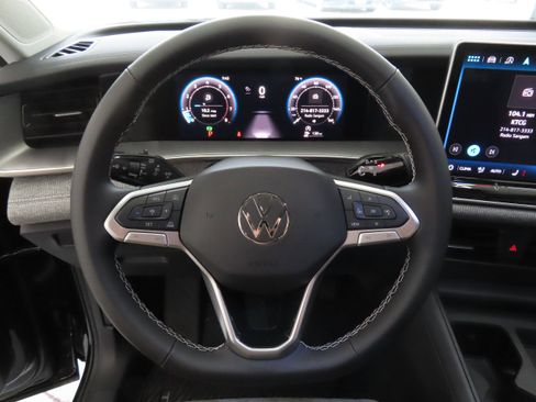 New 2025 Volkswagen Tiguan S image 16