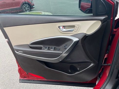 Used 2017 Hyundai Santa Fe Limited AWD/4WD image 20