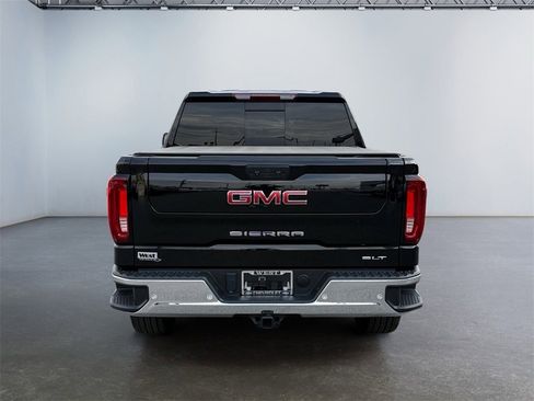 Used 2023 GMC Sierra 1500 SLT w/ SLT Premium Plus Package image 4